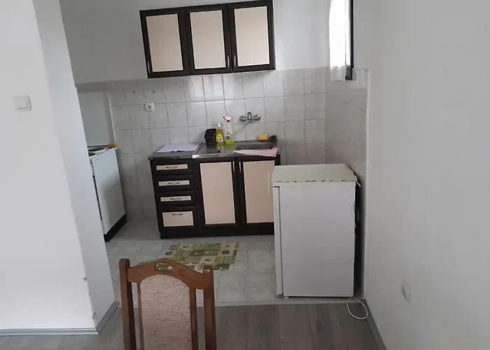 Nebo 아파트 소코 반자